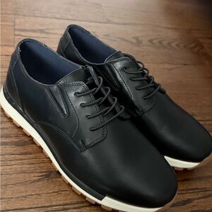 Kenneth Cole Reaction Big boys Black Leather Shoes NEW